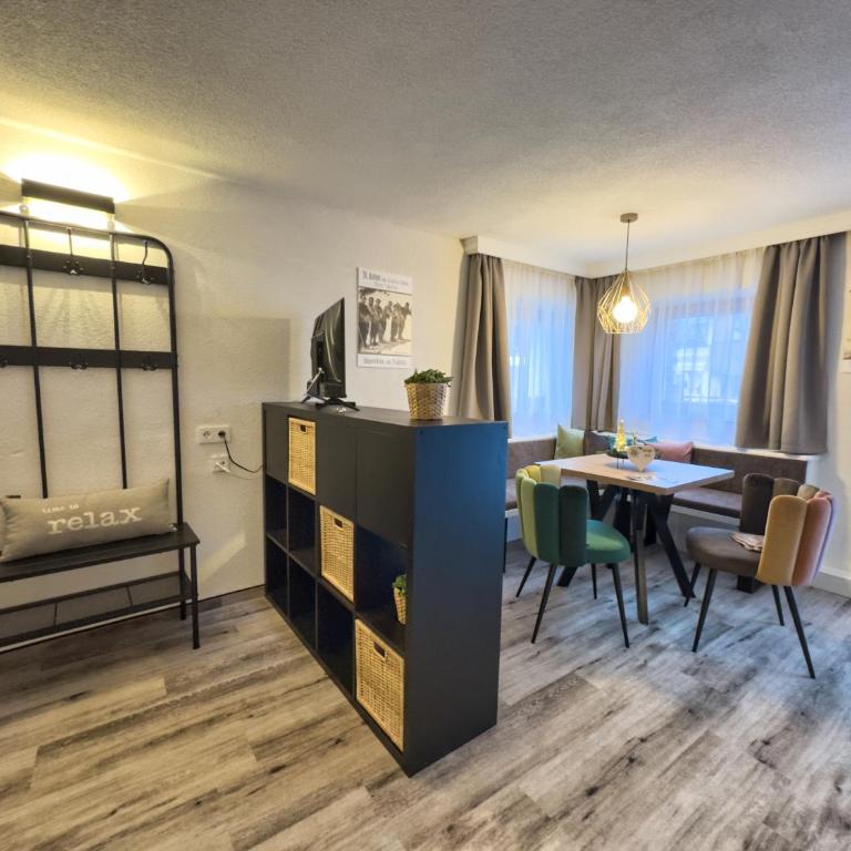 Haus Arnold Schranz - Apartment mit 1 Schlafzimmer, Balkon und Bergblick - 3