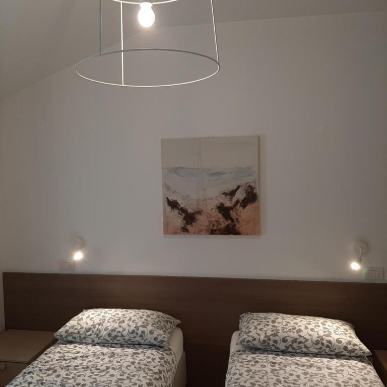 Osteria Al Ponte - Camera Doppia con Letti Singoli - 2