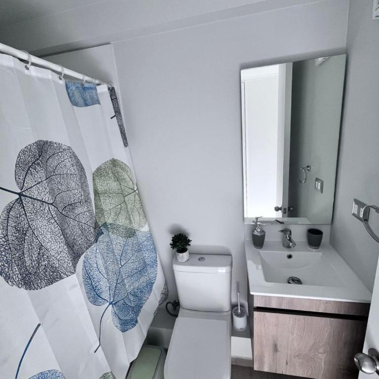 Depto Reñaca Alto, con estacionamiento a pasos de Outlet Park - Three-Bedroom Apartment - 5
