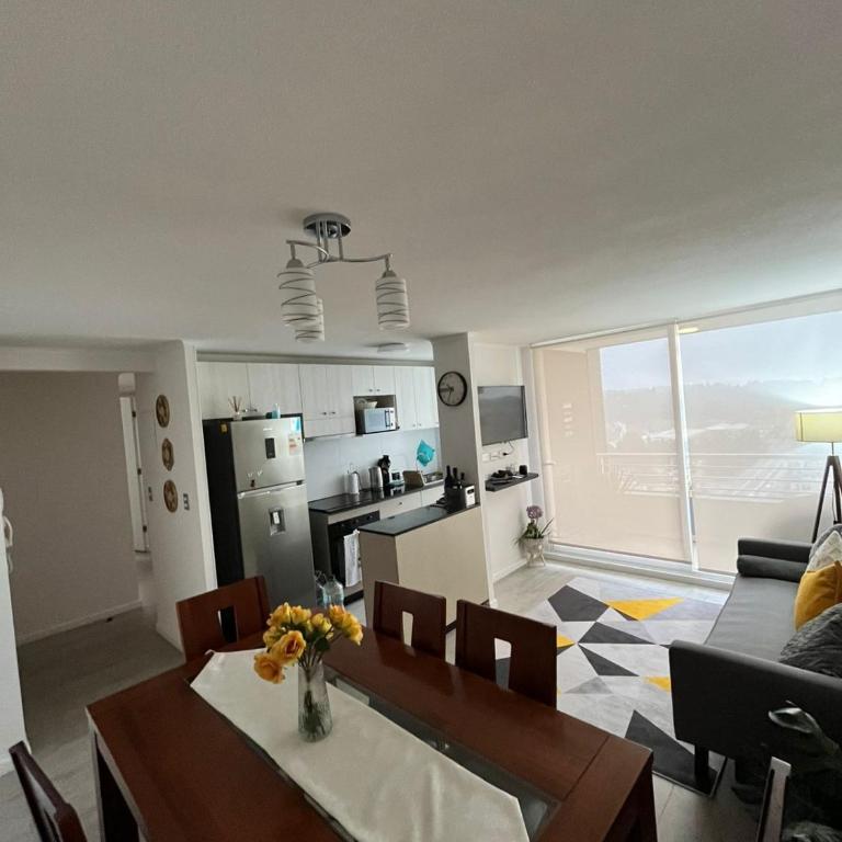 Depto Reñaca Alto, con estacionamiento a pasos de Outlet Park - Three-Bedroom Apartment - 8