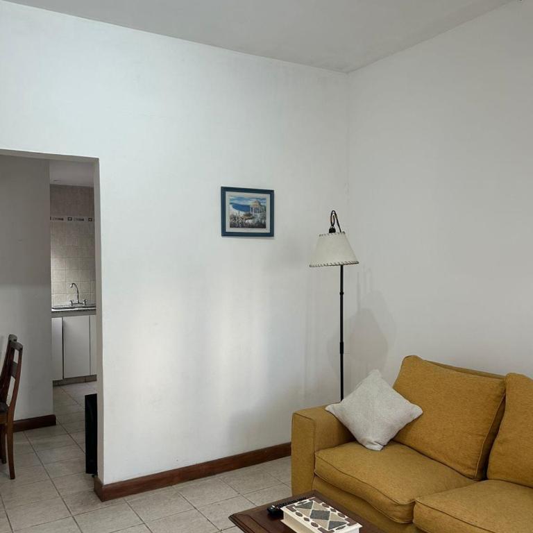 Departamento 3 ambientes, Zona Chauvin - Two-Bedroom Apartment - 2