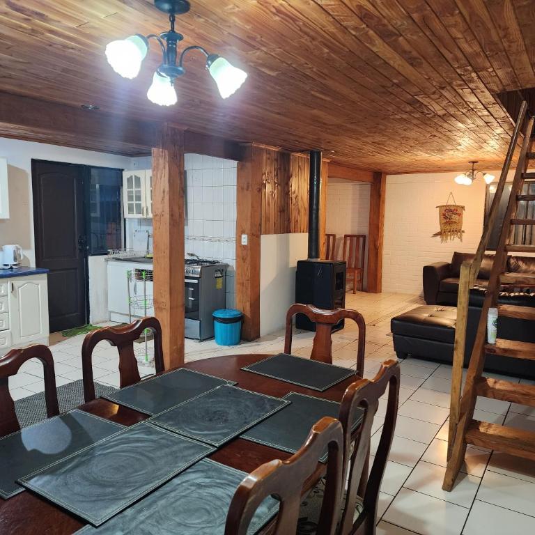 Amplia casa 4 dormitorios 8 personas a 3 cuadras de Ohiggins - One-Bedroom Apartment - 9