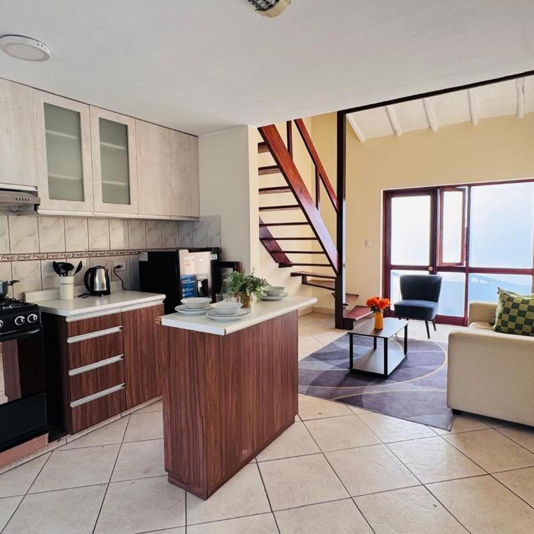 M25 Duplex a media cuadra Embajada de USA - One-Bedroom Apartment - 8