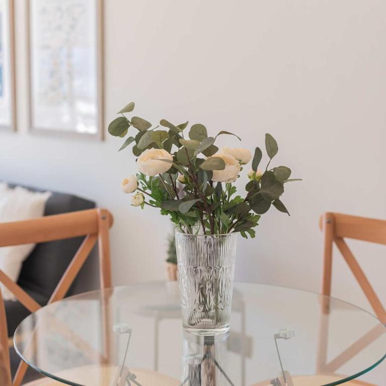 Unwind in a Prime Location by Costanera Center - Apartment - 13
