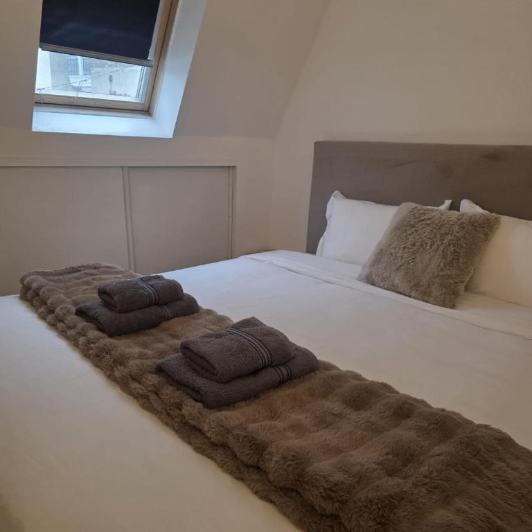 Skyline Parisian Flat - Exclusif Saint-Honoré - Two-Bedroom Apartment - 3