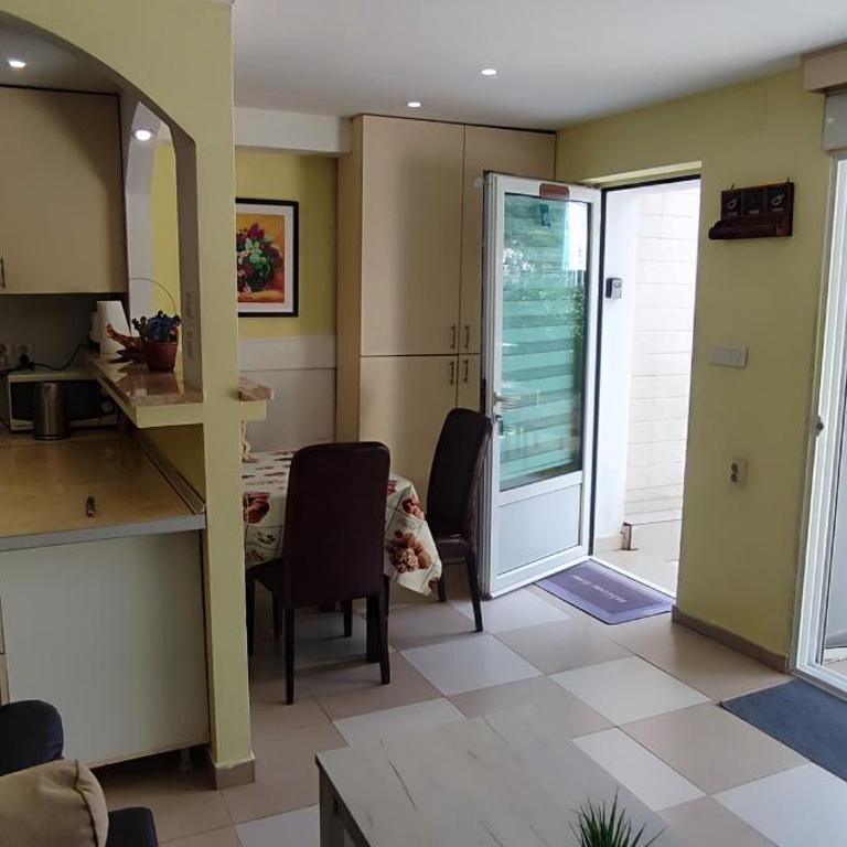 Miramare Seaside Aparts - Apartment with Sea View - 23