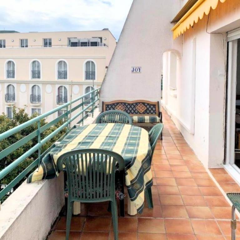 Viva Riviera Large 1 Bedroom with Sunny Terrace - Apartamento de 1 dormitorio - 14