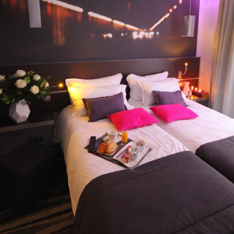 Hôtel Lumières Montmartre Paris - Chambre Lits Jumeaux - 2