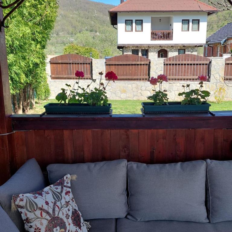 Bosanska kuća Emina - Three-Bedroom Villa - 53