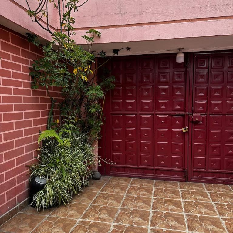 Apartamento con increible vista - 7 min Centro Historico de Quito - Two-Bedroom Apartment - 8