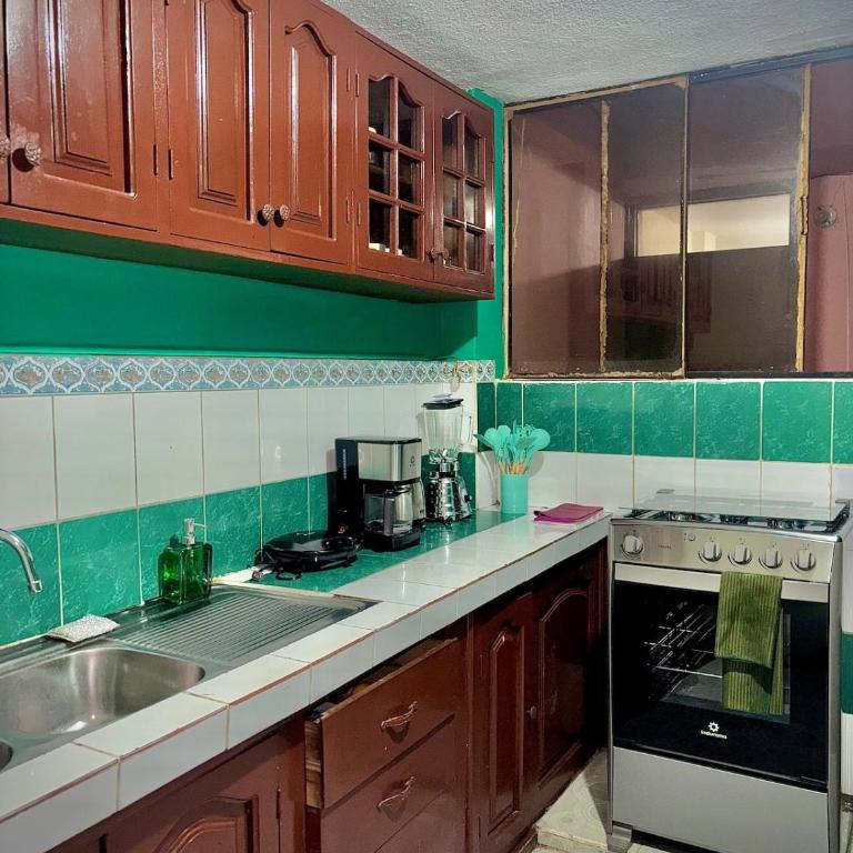 Apartamento con increible vista - 7 min Centro Historico de Quito - Two-Bedroom Apartment - 26