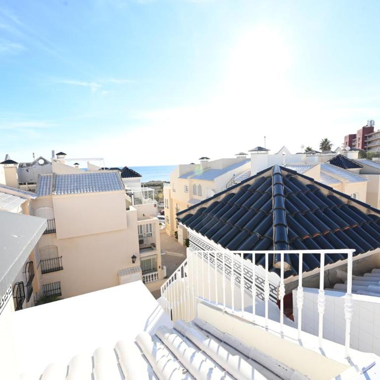Beachfront Apartment - Urbanización Duquesa Beach Torrevieja - Apartamento - 14