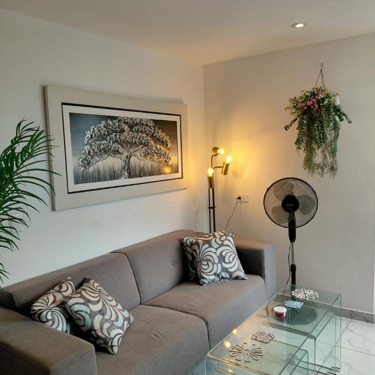 Mini Departamento en Miraflores cerca al Parque Kennedy - One-Bedroom Apartment - 1