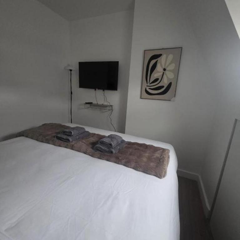 Skyline Parisian Flat - Exclusif Saint-Honoré - Two-Bedroom Apartment - 8