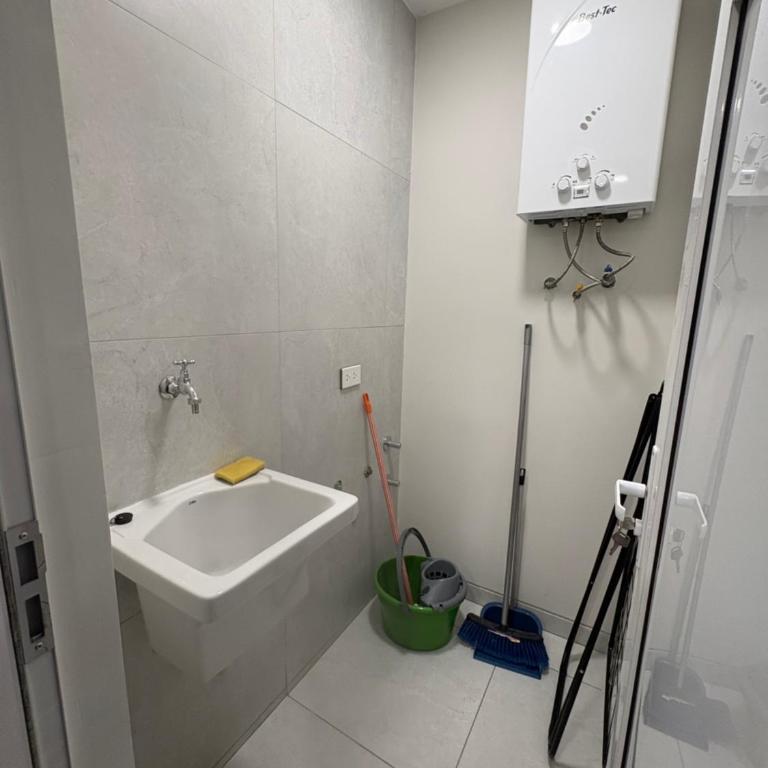 Edifico Klug - One-Bedroom Apartment - 4