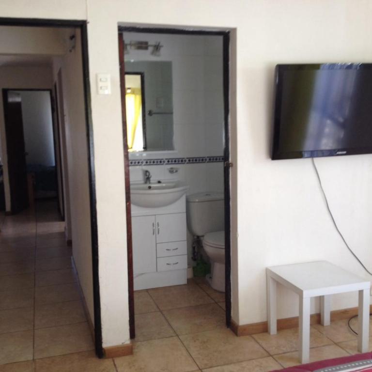 Casa 4 esquina con Balmaceda 3d 2b 2E - Three-Bedroom House - 11