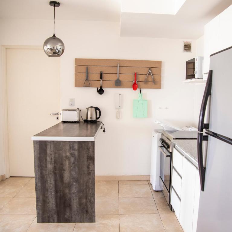 Departamentos amplios y luminosos en zona Leloir - Apartamento Superior de 1 dormitorio - 7