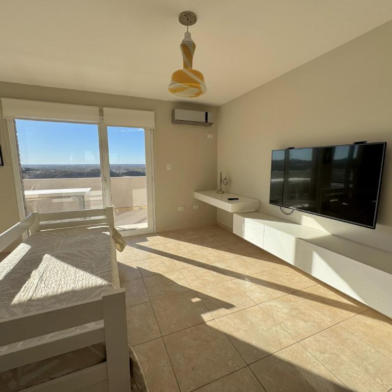 Departamentos amplios y luminosos en zona Leloir - Apartamento Deluxe de 1 dormitorio - 4