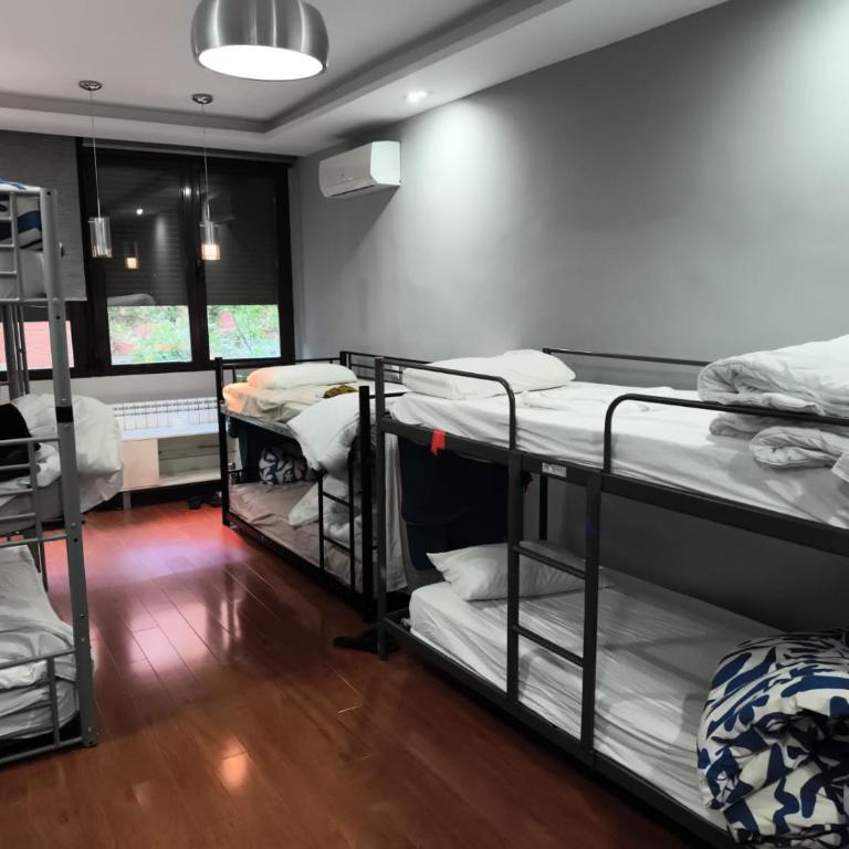 AA- Hab compartida masculina - Cama en dormitorio masculino compartido - 4