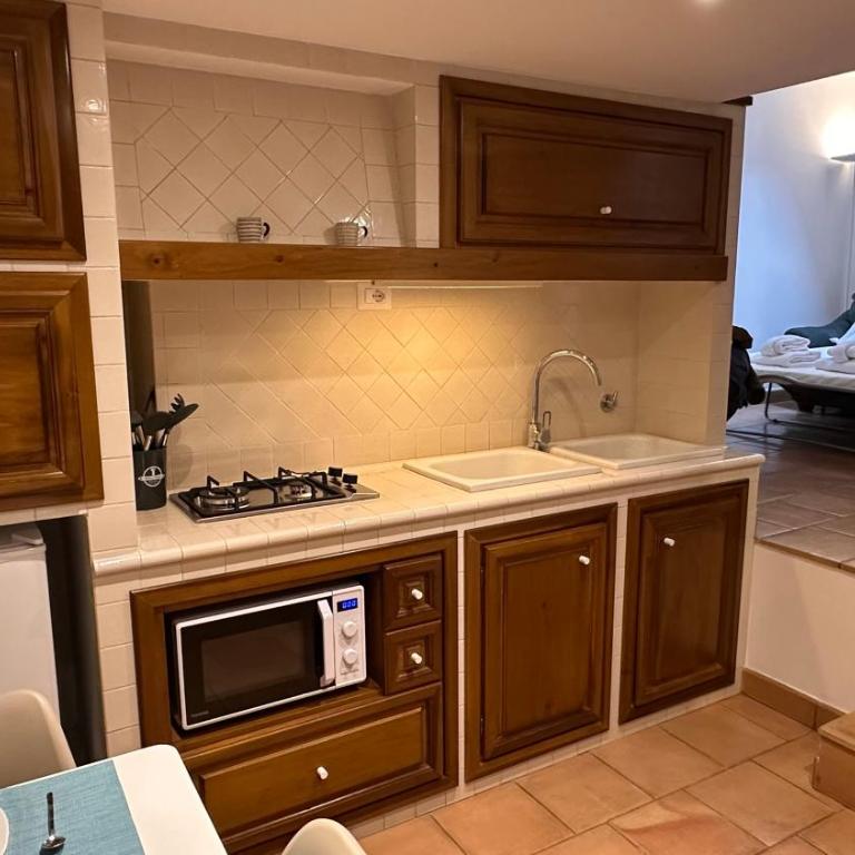 The Hidden Five Vatican Apartment Borgo Pio near Castel Sant Angelo - Appartamento con 1 Camera da Letto - 10