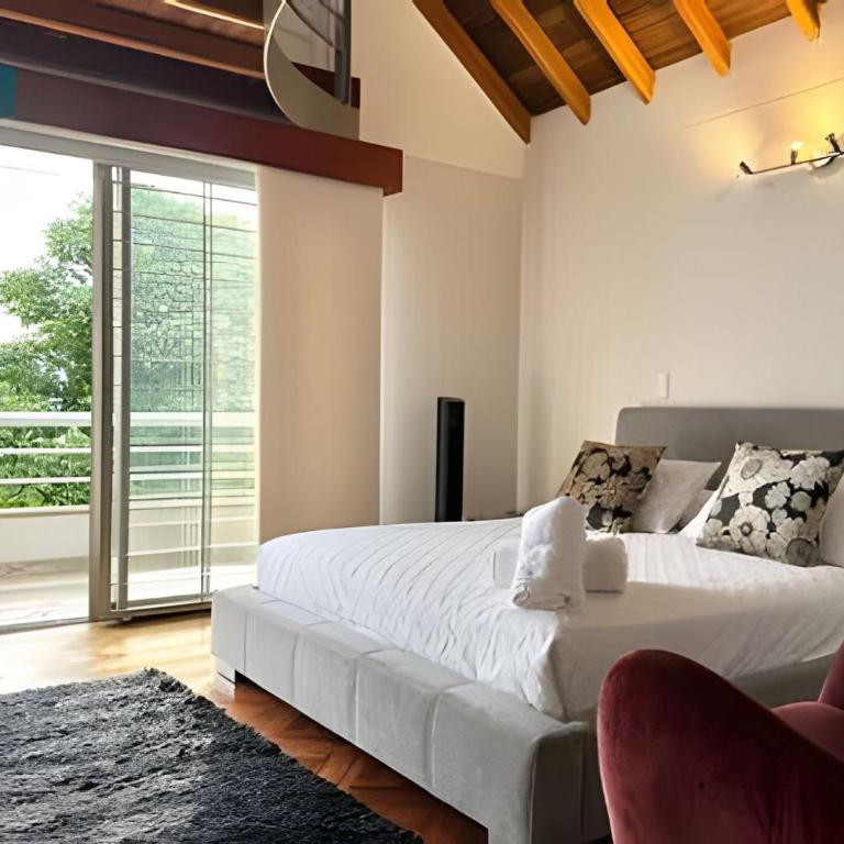 Medellin Mansion 680 m2 with pool and steam room - Villa - 4