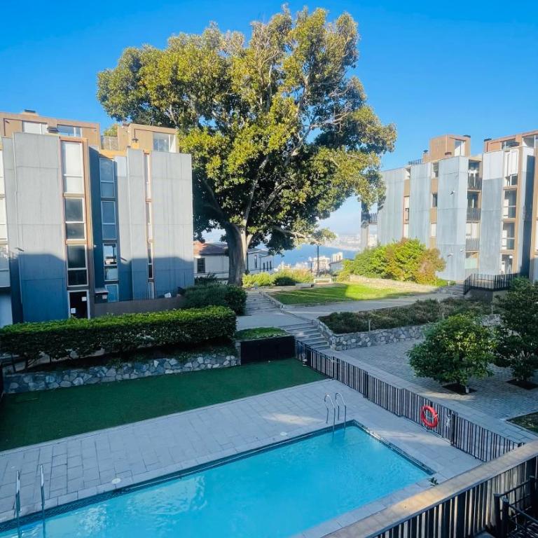 Departamento completo en el corazón de Cerro Alegre - Two-Bedroom Apartment - 20