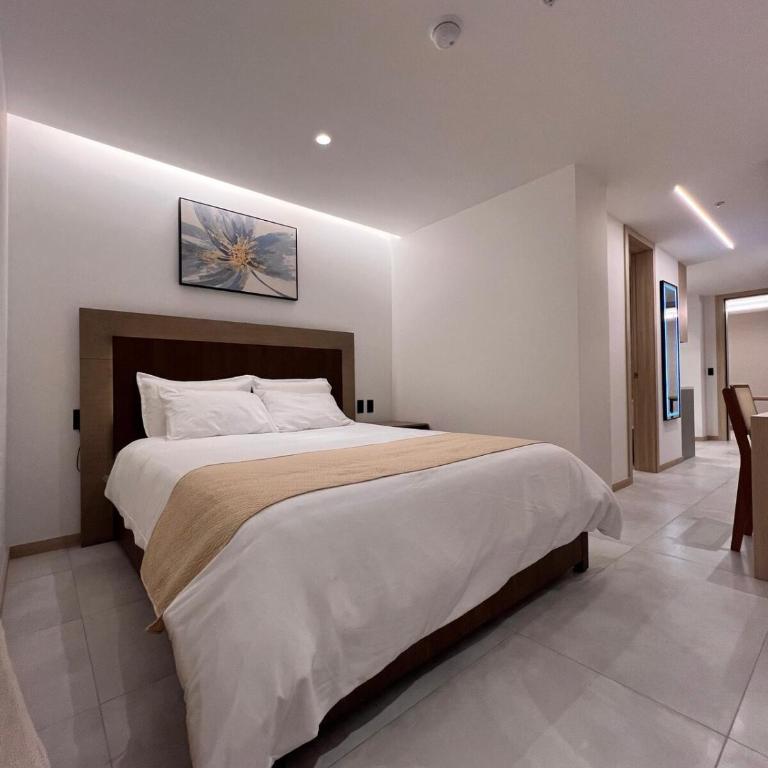 Apart Studio de Lujo La Carolina Piso Alto, Piscina, Jacuzzi, Padel, Gym - One-Bedroom Apartment - 9