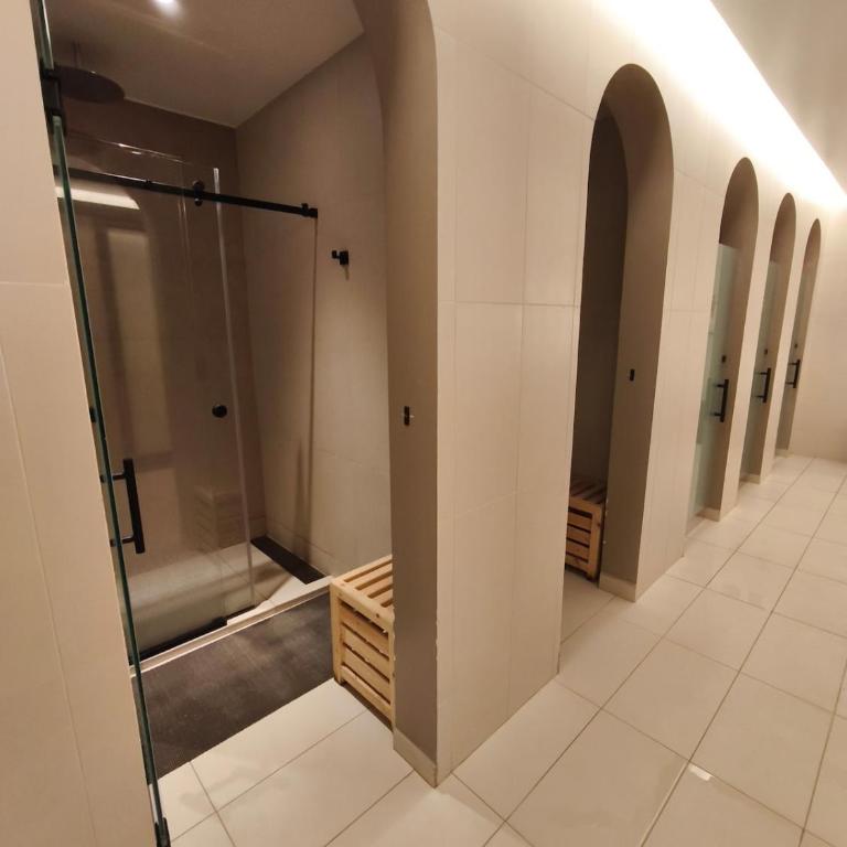 Apart Studio de Lujo La Carolina Piso Alto, Piscina, Jacuzzi, Padel, Gym - One-Bedroom Apartment - 23