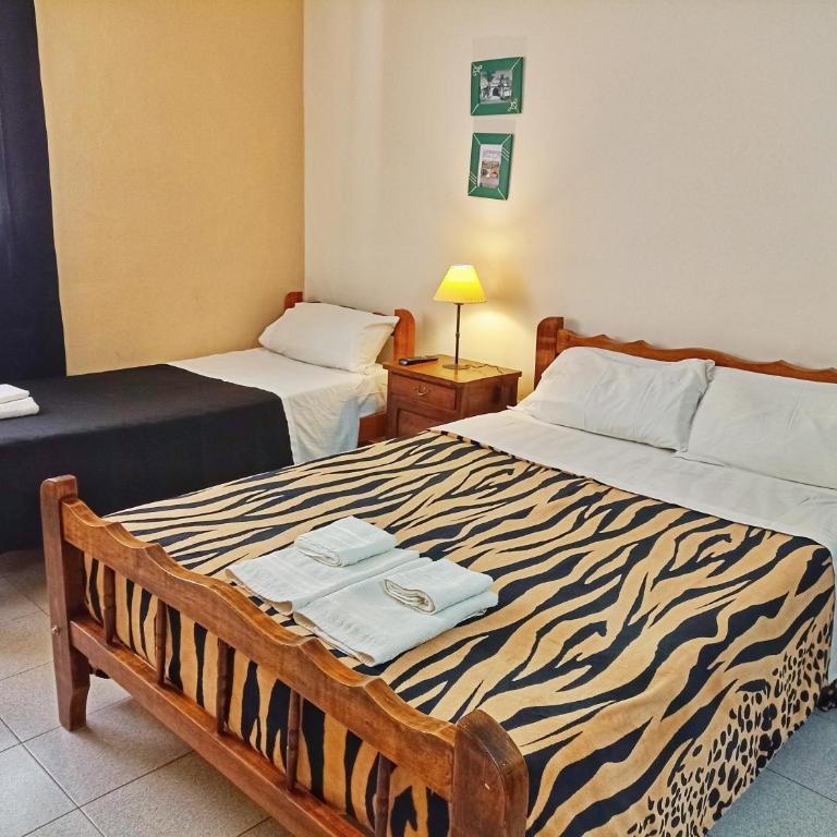 Hosteria Valle Azul - Habitación Triple con ducha - 4