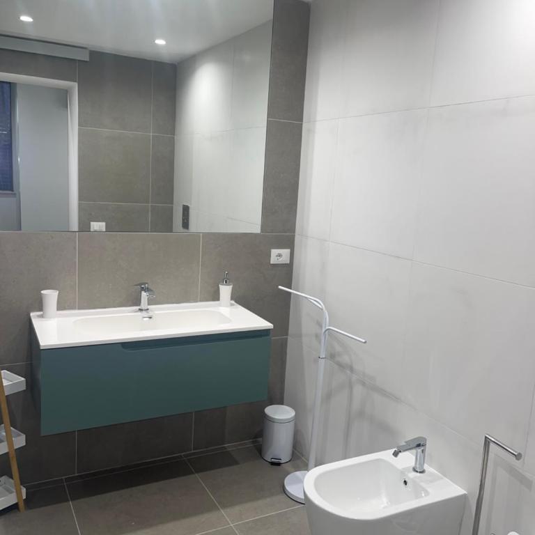 Luxury Rooms Soraja - Camera Matrimoniale con Bagno Privato - 10
