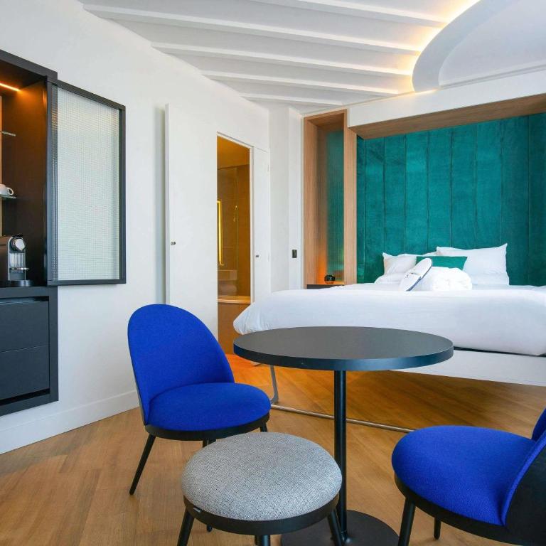 Novotel Paris Centre Gare Montparnasse - Suite avec 1 Lit Double et 1 Canapé-Lit - Terrasse - 4