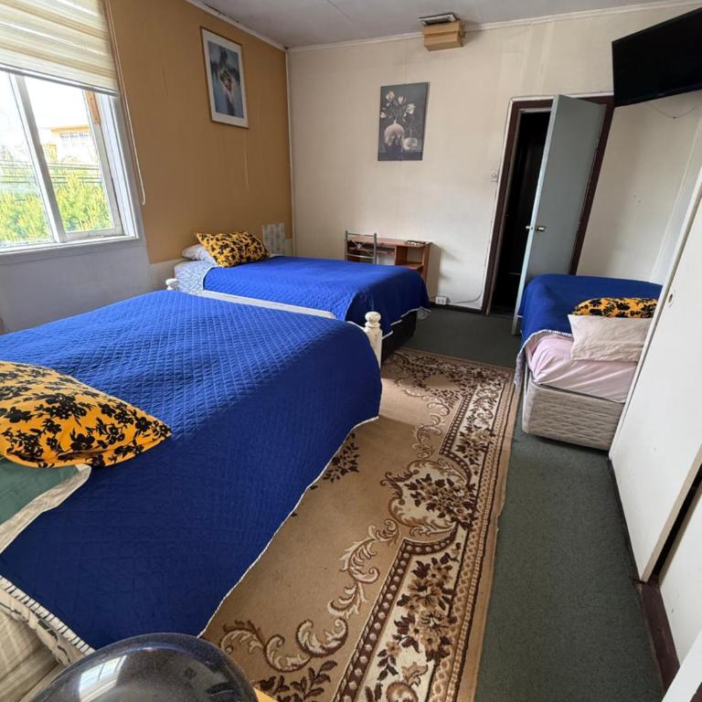 Hostal Torres Del Paine - Double Room with Private Bathroom - 6