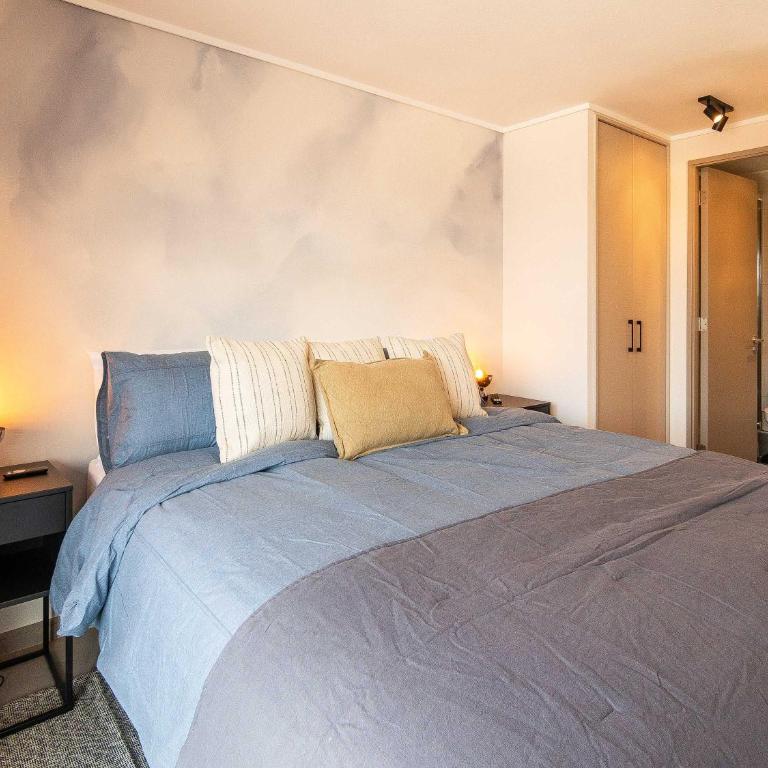 HOM I Metro Irarrazaval I Piscina I Parking I 2D2B - Apartment - 1