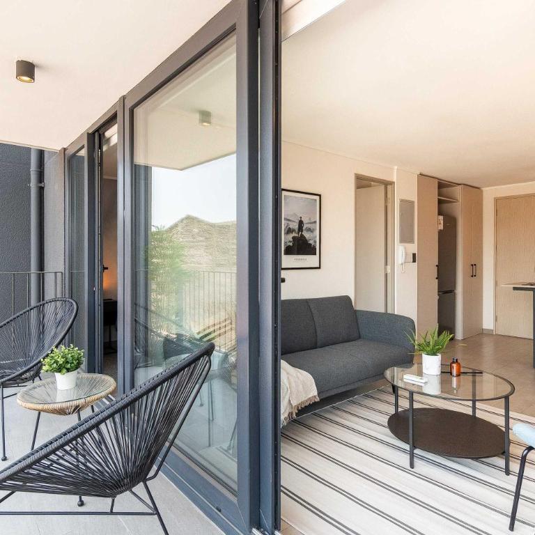 HOM I Metro Irarrazaval I Piscina I Parking I 2D2B - Apartment - 52