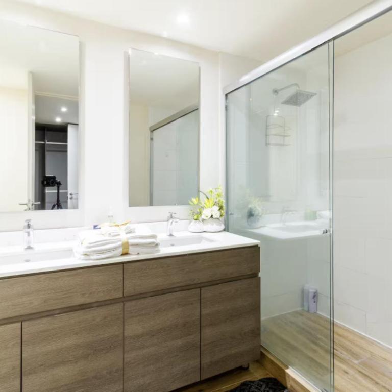 Habitación en departamento de Lujo - Habitación Doble con baño privado - 6