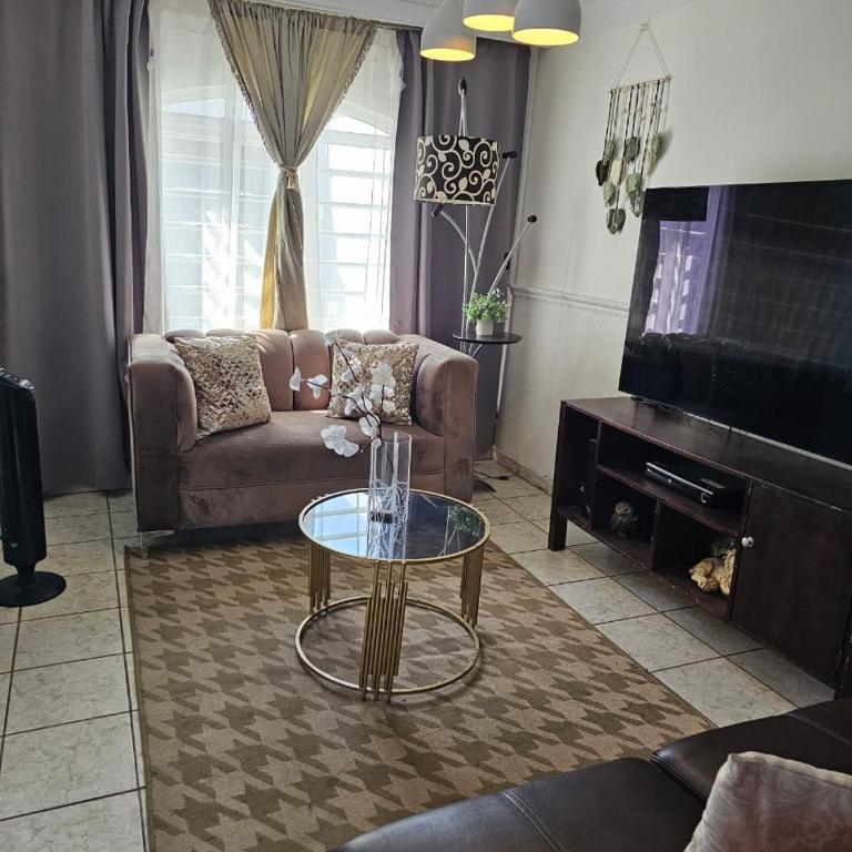 Casa Residencial la Barranca - Apartamento de 1 dormitorio - 80