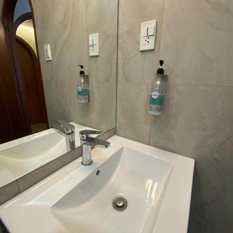 DREAM By Stannum Hotel - King Suite - 6