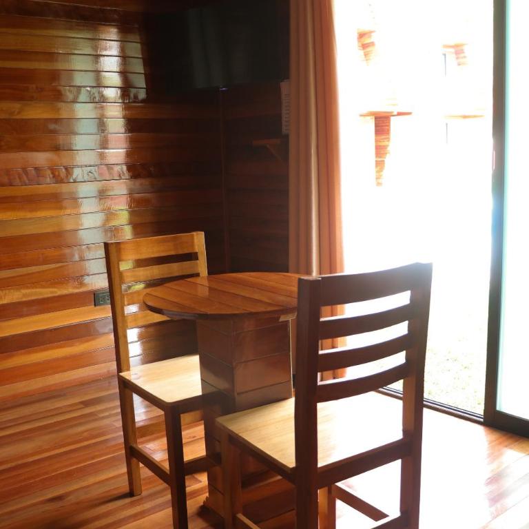Alpinas Natural Suites - Double Room with Pool View - 14
