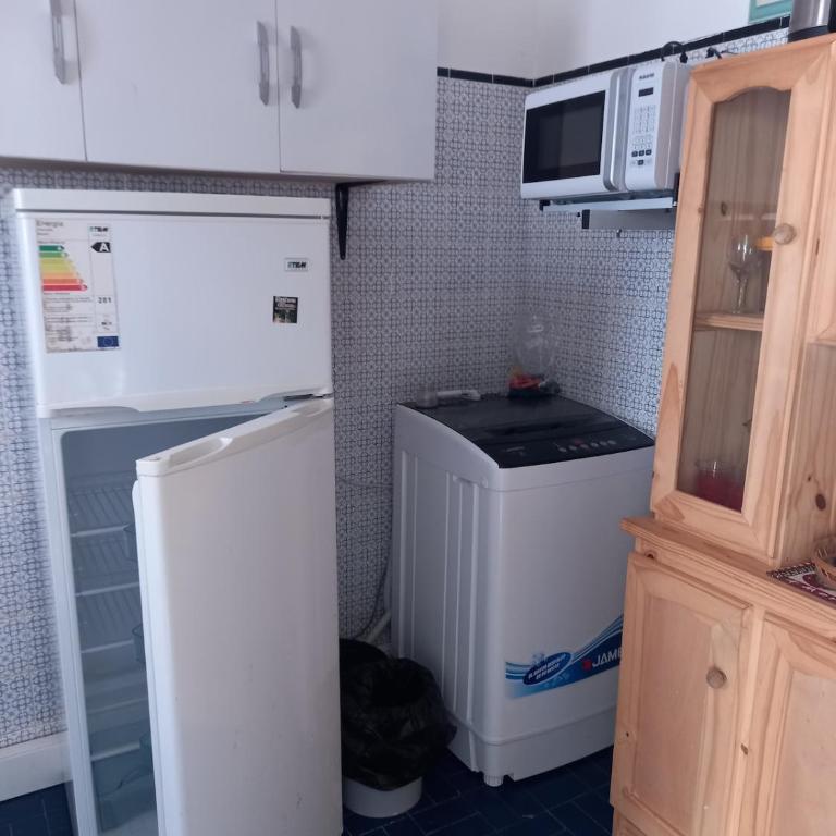 Hermoso apartamento en pleno centro de Piriapolis con parrillero en la terraza - Apartamento de 1 dormitorio - 1