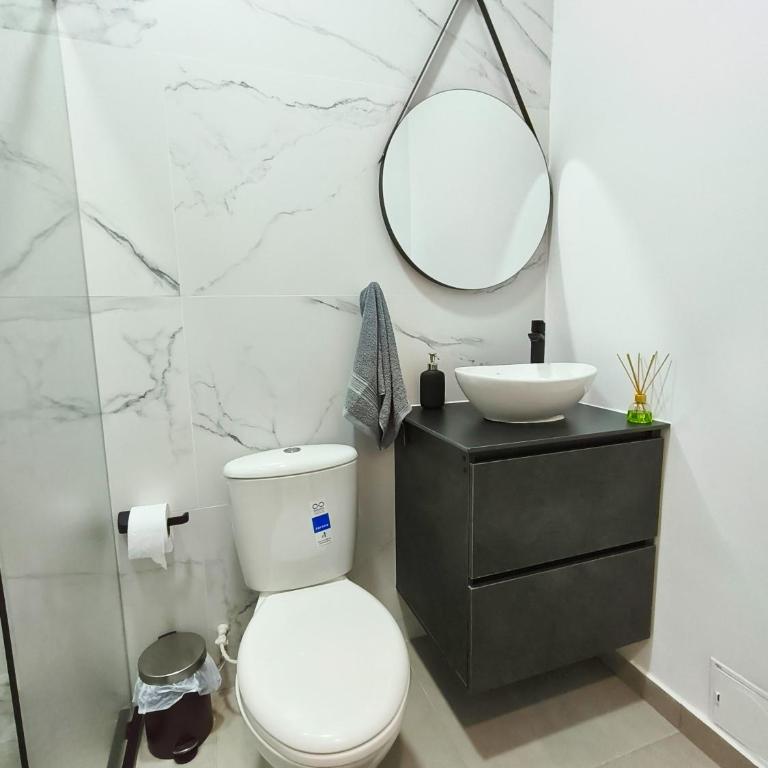 Cali - Edificio Vital Space Junin - Estudio con 1 cama grande - 7