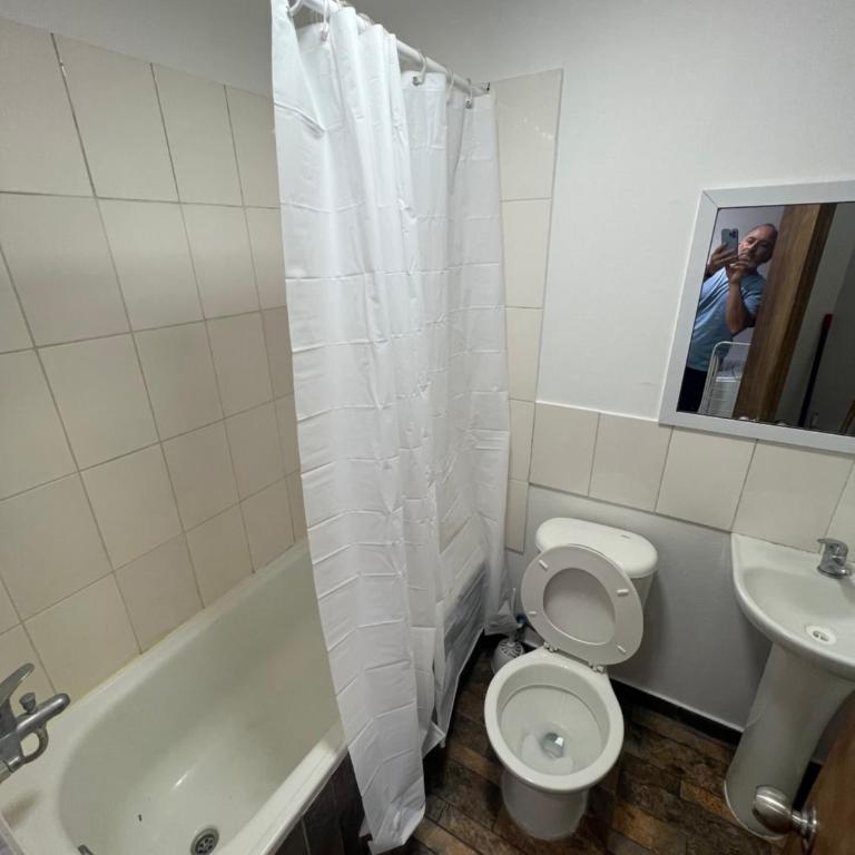 MINI Dpto muy bien ubicado - Two-Bedroom Apartment - 4