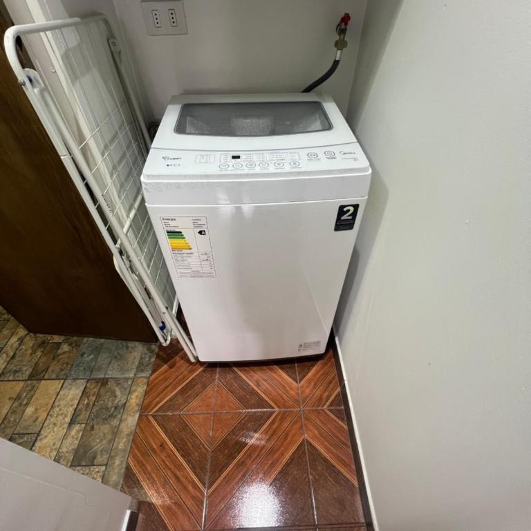 MINI Dpto muy bien ubicado - Two-Bedroom Apartment - 2