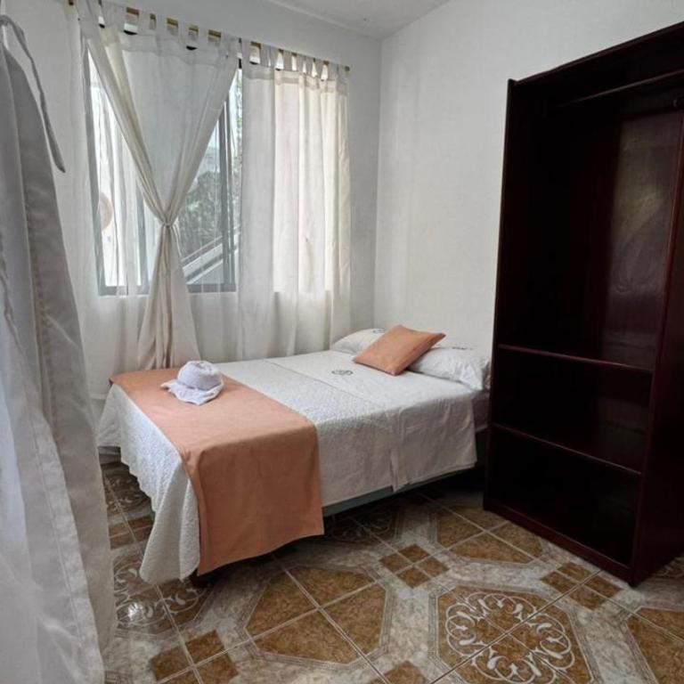 Hostal Brisas Del Mar - Habitación Doble Deluxe - 2 camas - 2