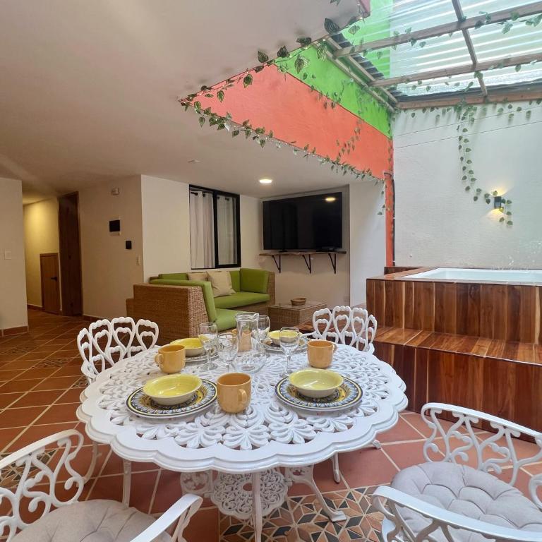 Acogedor en parque principal Guatape con Jacuzzi - Apartamento de 2 dormitorios - 10