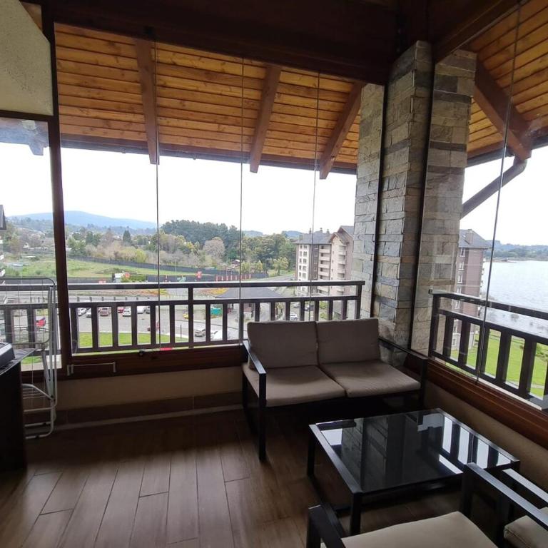 Departamento con Vista al Lago Villarrica - Orilla de lago - Apartamento de 2 dormitorios - 12