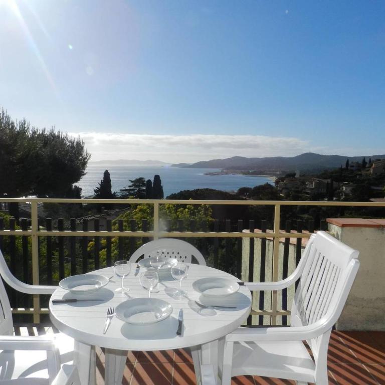 Appartement 2 pièces avec terrasse vue mer, parking au Lavandou - FR-1-251-898 - Apartamento - 14