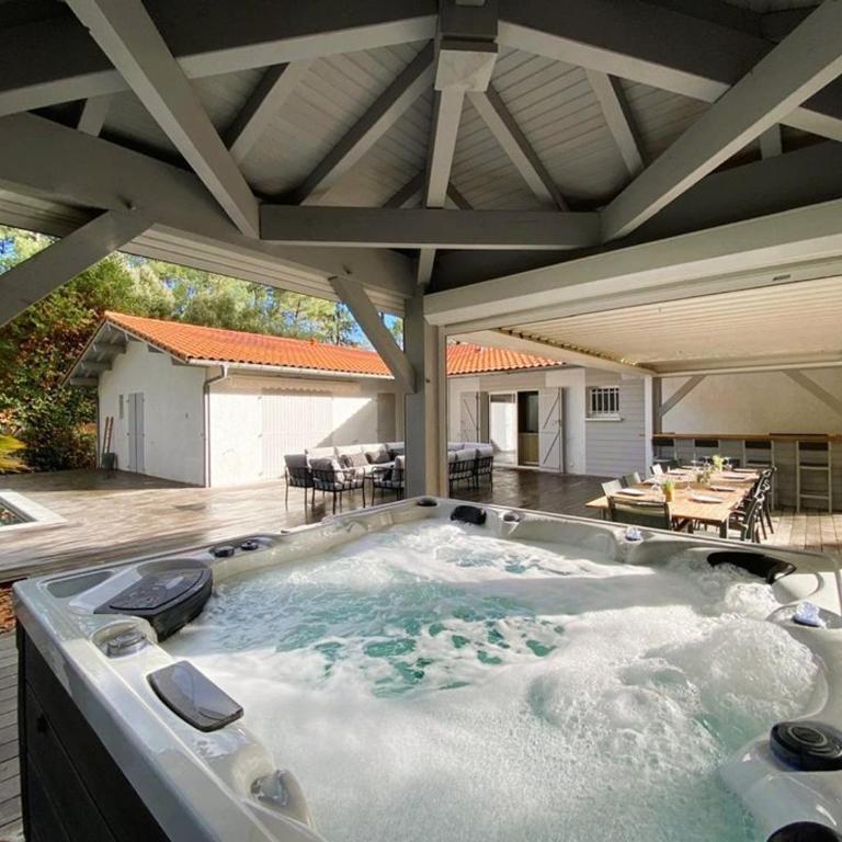 Villa spacieuse avec jacuzzi et piscine chauffée à Hossegor - FR-1-413-261 - Villa - 3