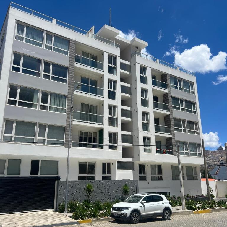 Penthouse Nuevo - Excelente ubicación - Apartamento de 3 dormitorios - 2