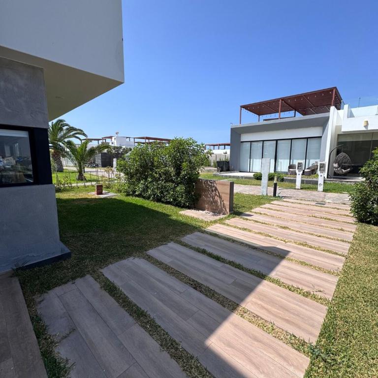 Beach House in Mejía with Private Beach and Pool - Two-Bedroom House - 46