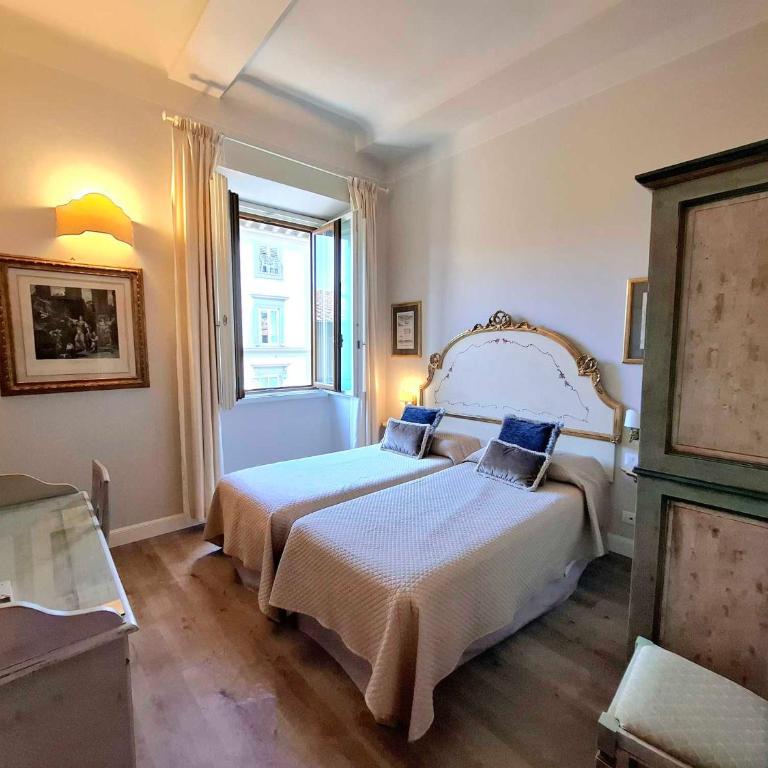 Relais Cavalcanti Guest House - Superior Double Room with View - 11